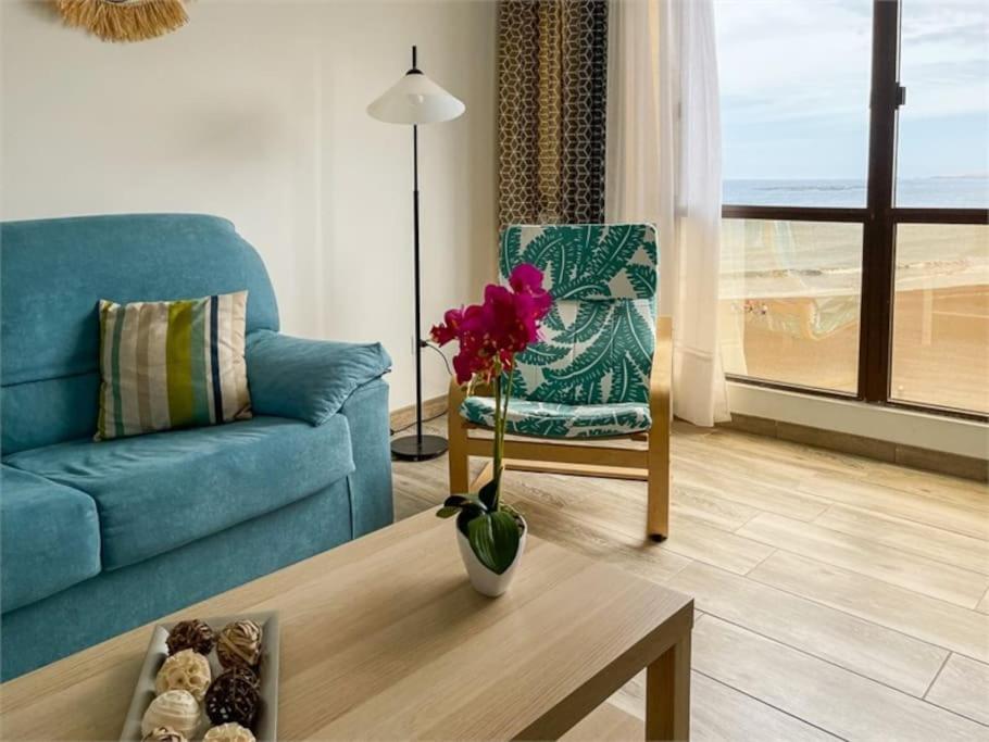 Beachfront Apartment Incl Highspeed Wifi 梅莱纳拉 外观 照片